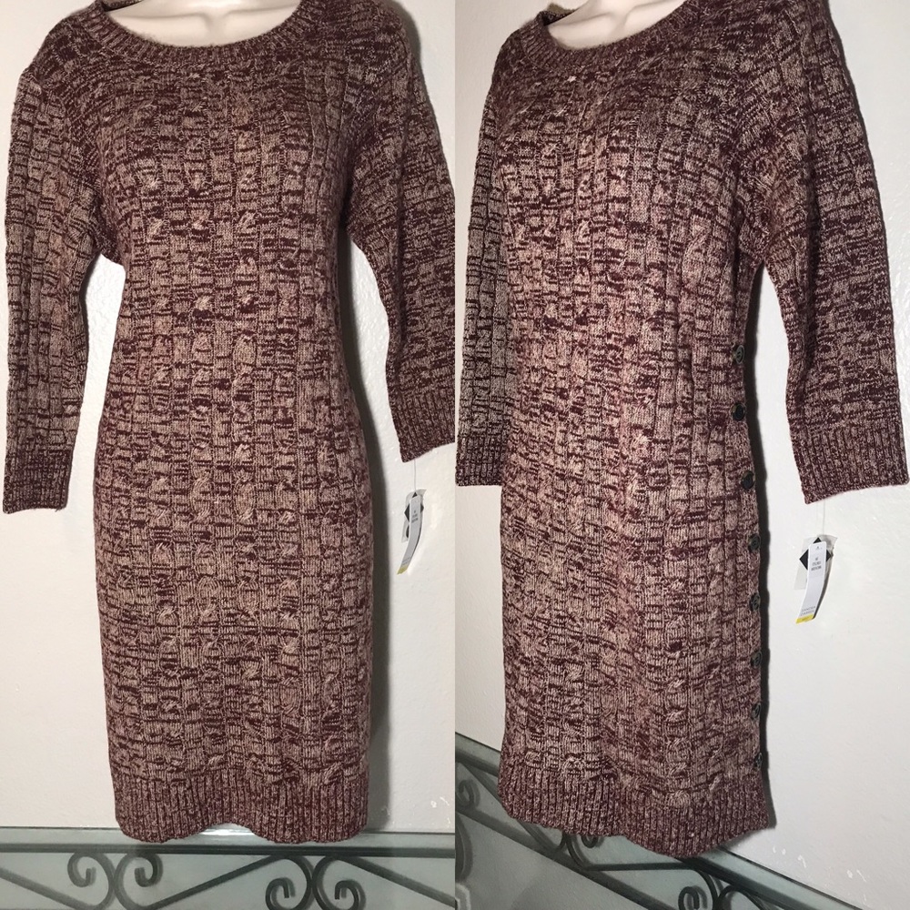 Sandra Darren knit sweater dress button detailing